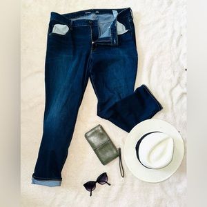 Old Navy Power Slim Straight Jeans Size 16